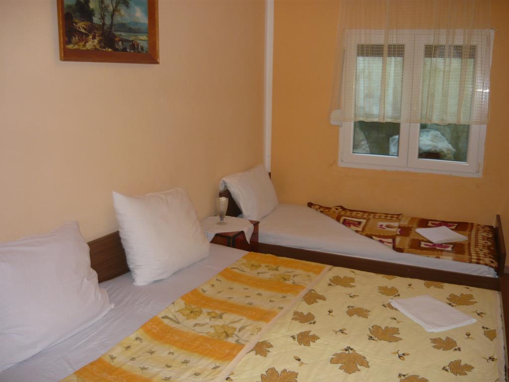 Rooms Banicevic Risan Zimmer foto